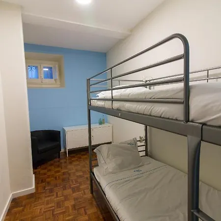 Hostel Change The World - Cascais - *