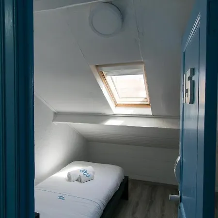 Change The World - Cascais - * Estoril