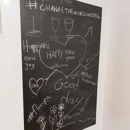 Hostel Change The World - Cascais - Estoril