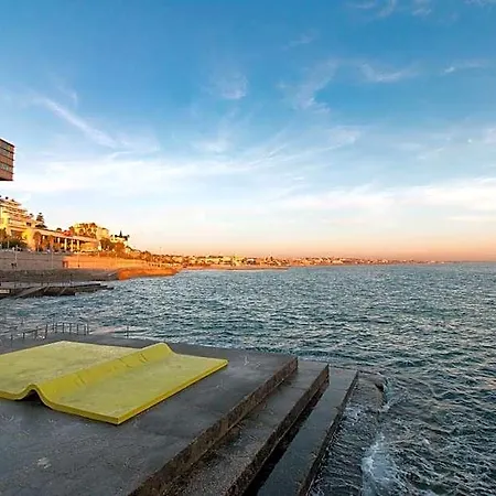 Change The World - Cascais - Хостел *