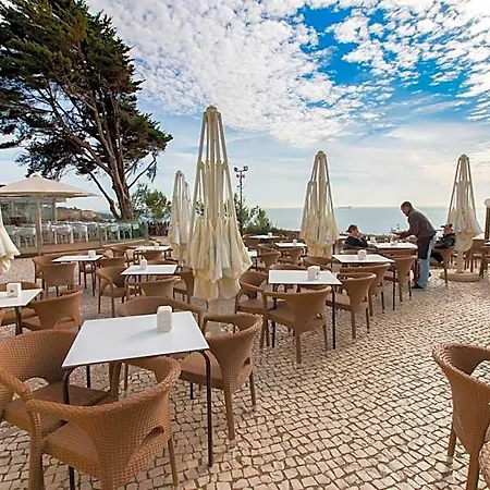 Change The World - Cascais - Хостел Эшторил