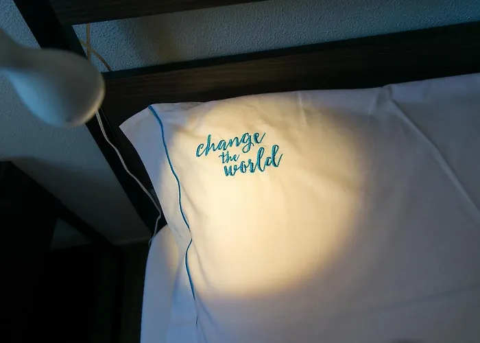 Change The World - Cascais - 埃斯托利尔